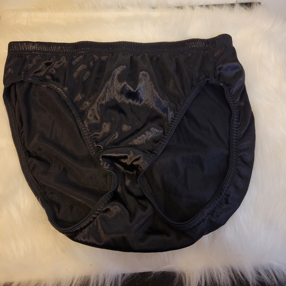 Vanity Fair Intimates & Sleepwear Vintage Vanity Fair Black Panties